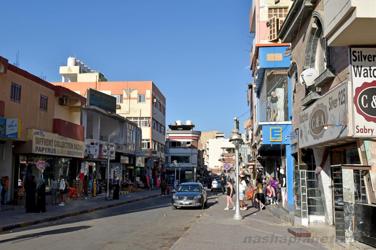 El Dahar traditional market in Hurghada